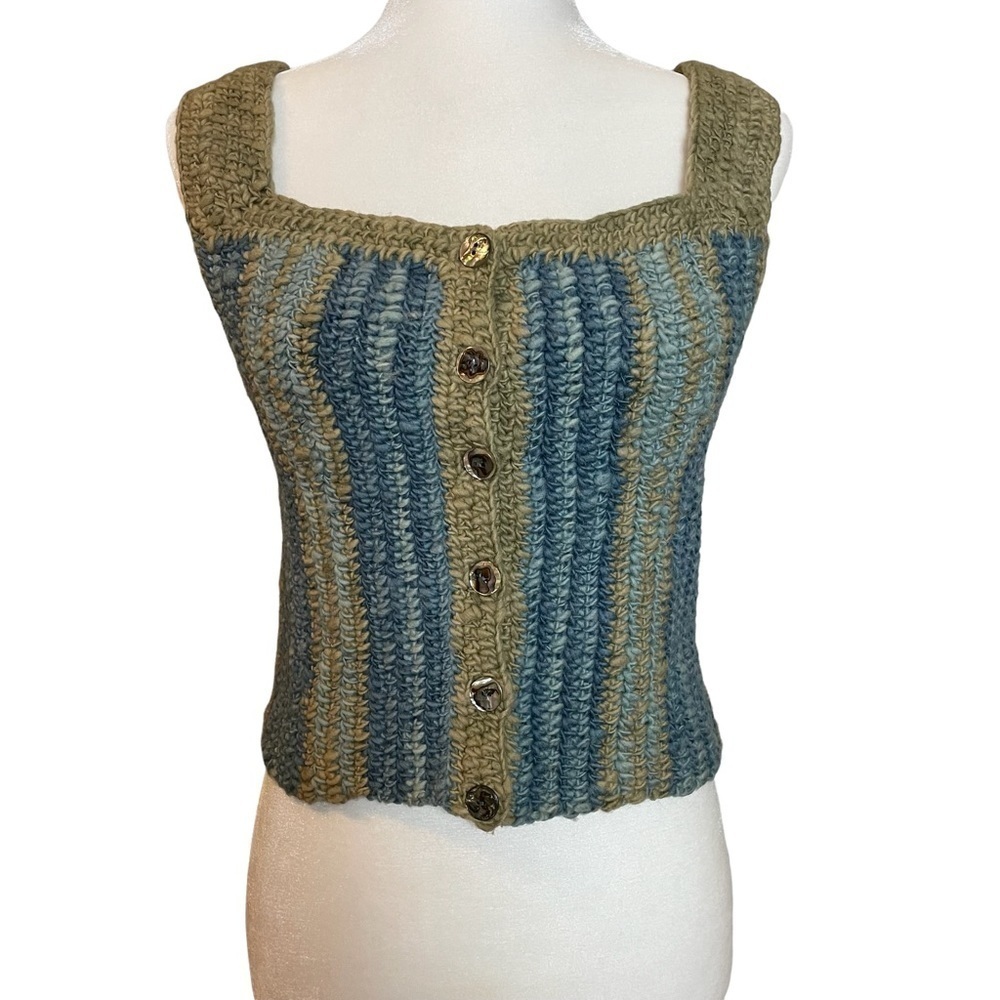 Crochet Button front Handmade Cropped Top w/ Abalone Buttons - Picture 13 of 13